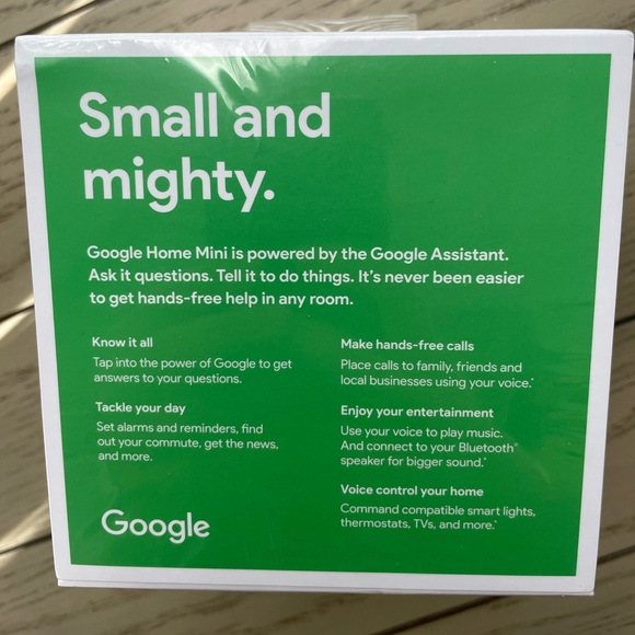 Google Nest Mini in Charcoal - new in box - Picture 4 of 5